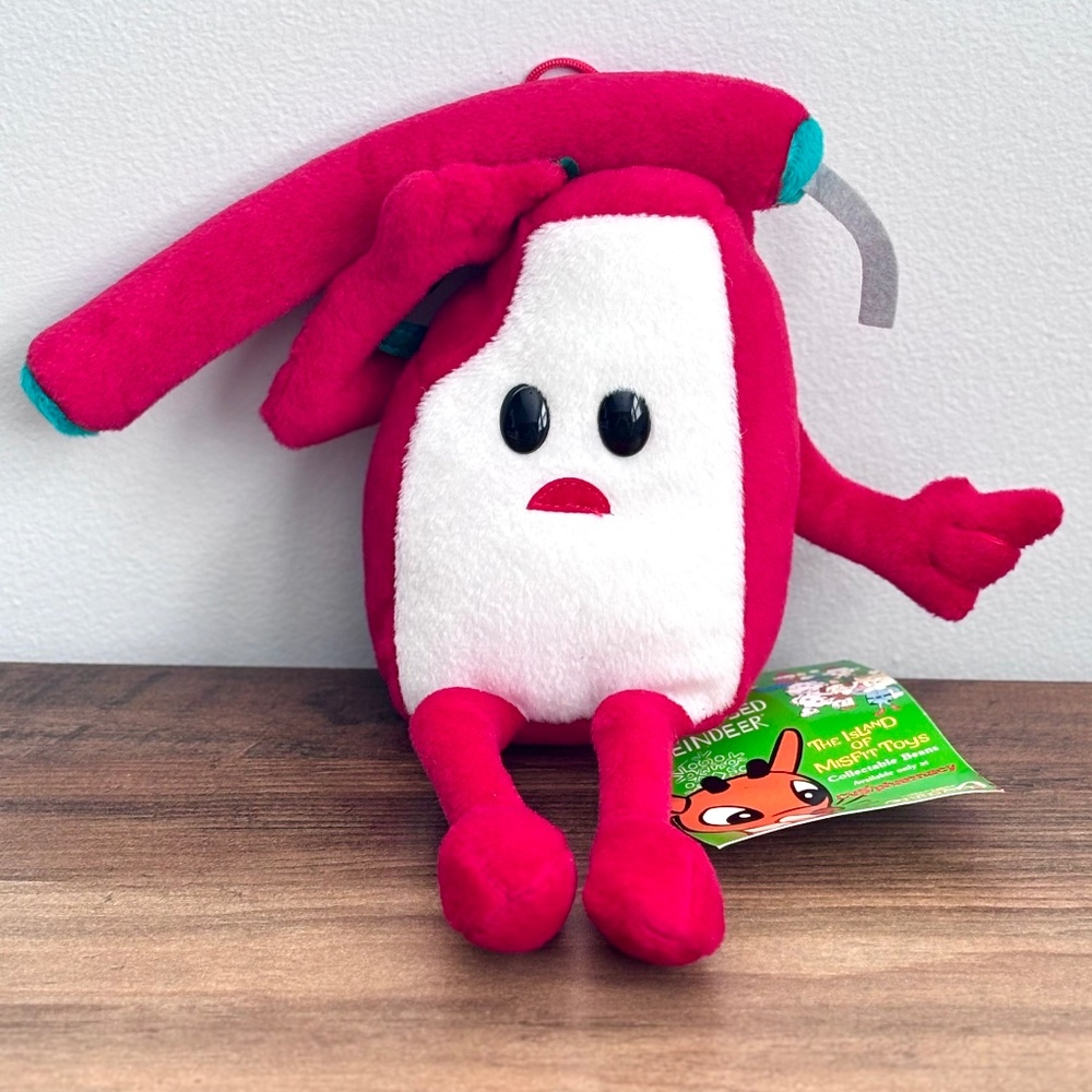 NEW Vintage Rudolph Island Of Misfit Toys Water Gun Pistol Bean Plush 1999 CVS